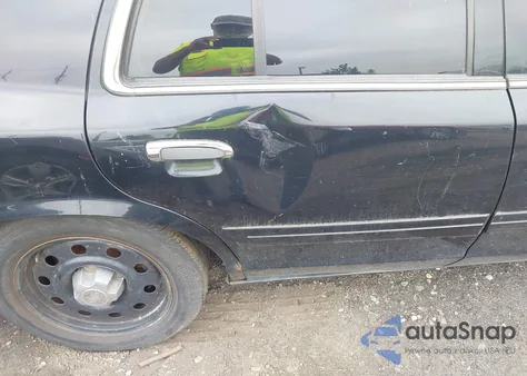 2008 Ford Crown Victoria Police/Police Interceptor z USA, uszkodzony, nr VIN 2FAHP71V68X178659